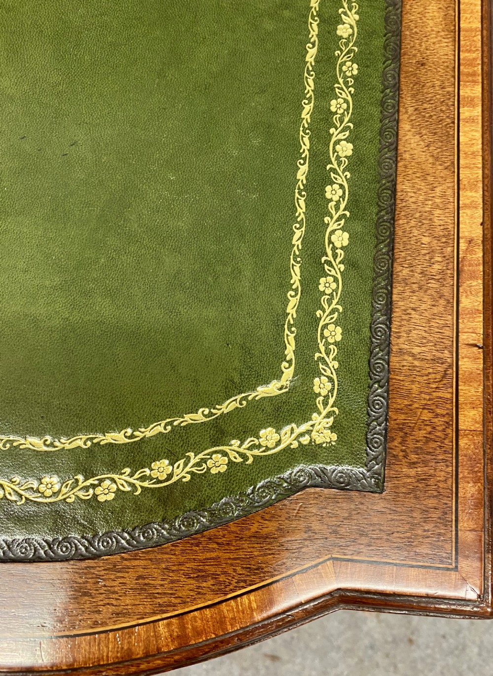 Edwardian Inlaid Mahogany Desk View XIII
