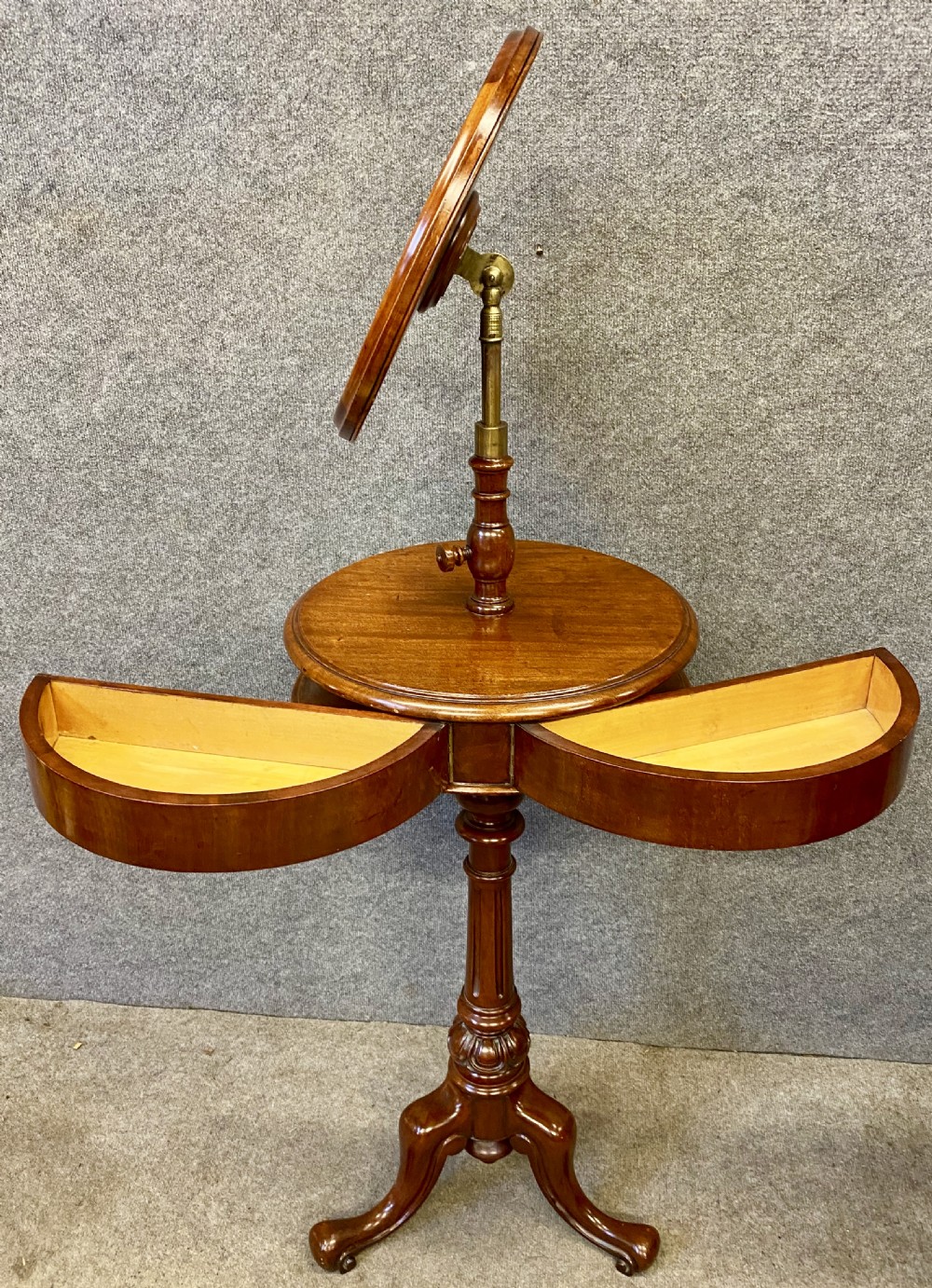 Good Quality Victorian Shaving Stand View V
