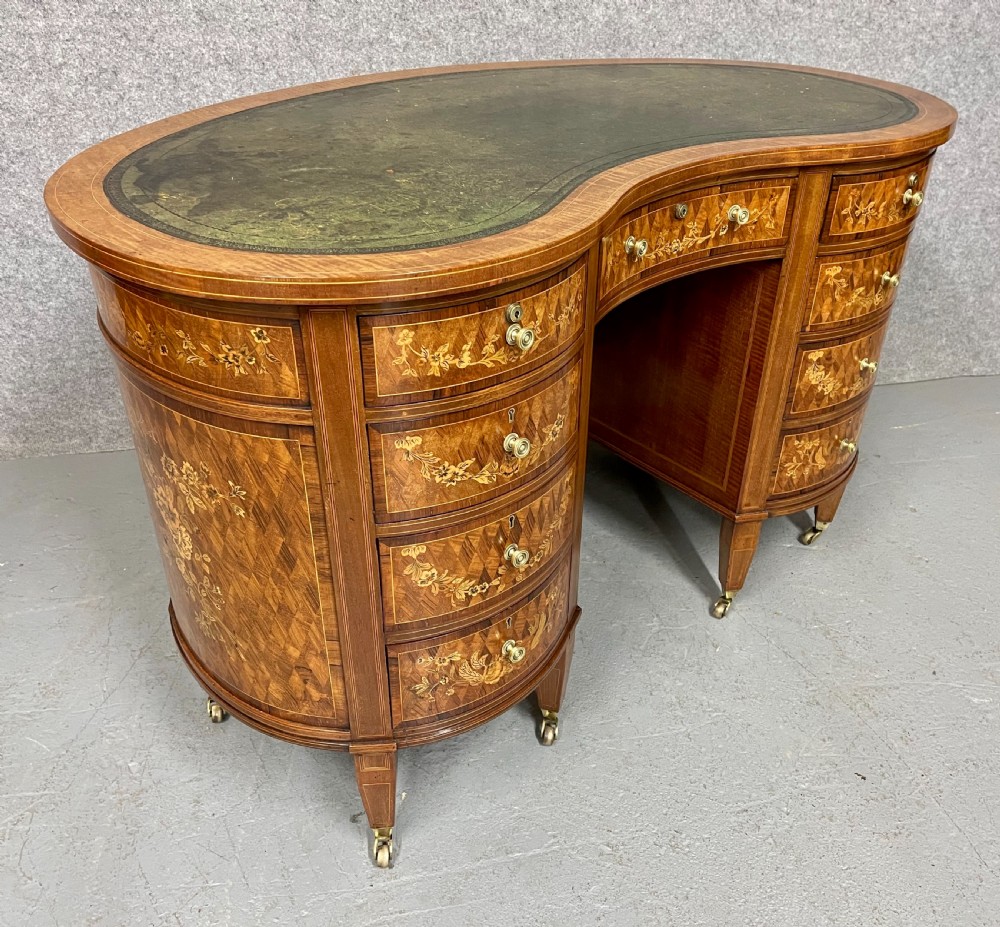 Fine Sheraton Revival Kidney Shaped Desk