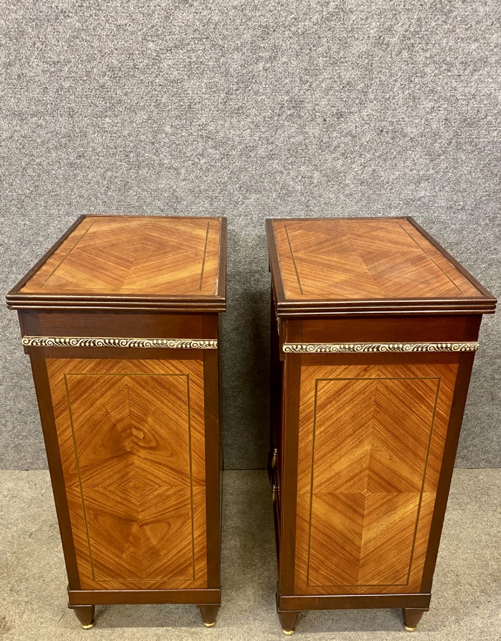 Good Quality Pair of Kingwood Lamp Tables/ Bedside Cabinets View V
