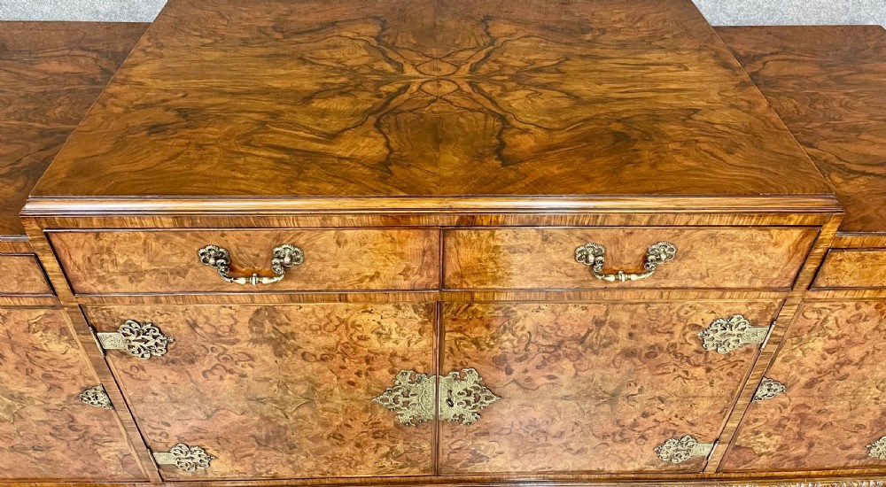 Good Quality Burr Walnut Sideboard / Side Cabinet View IX