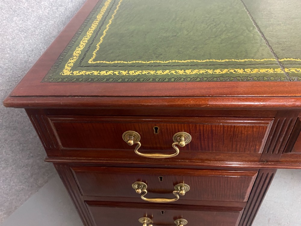 Good Quality Antique Mahogany Pedestal Desk View VI
