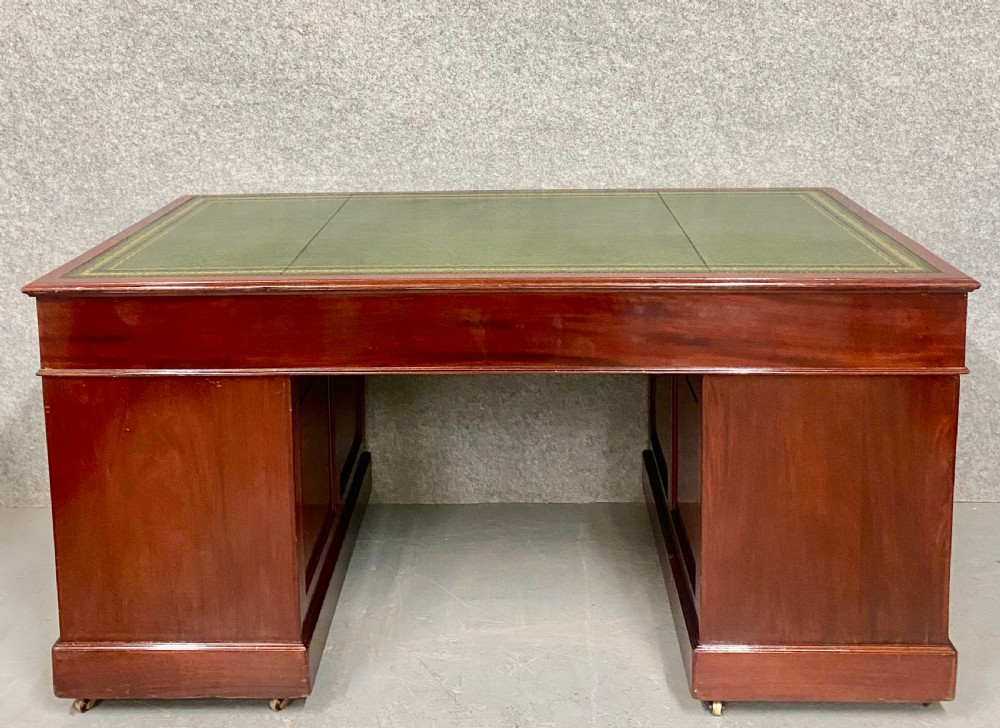 Good Quality Antique Mahogany Pedestal Desk View VII