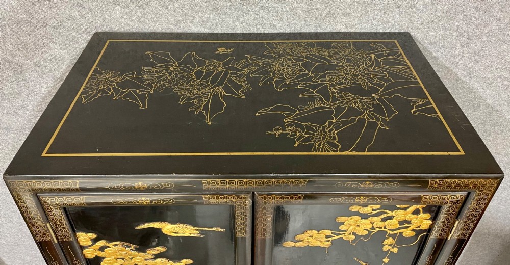 Superb Chinese Cabinet View VIII