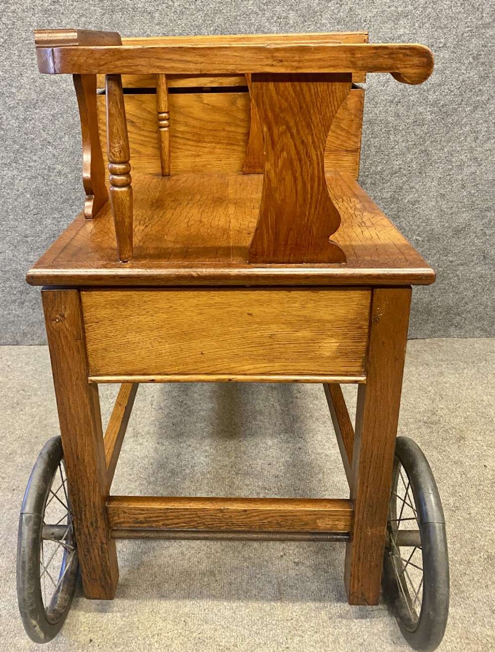 Good Golden Oak Jockey Scales View IX