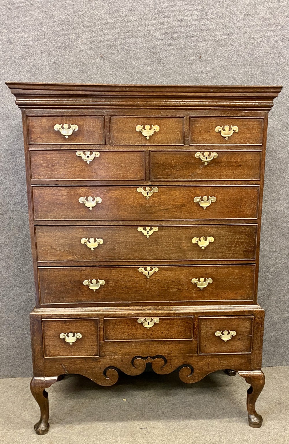 Early 18th.Century Oak Tall Boy Chest on Chest