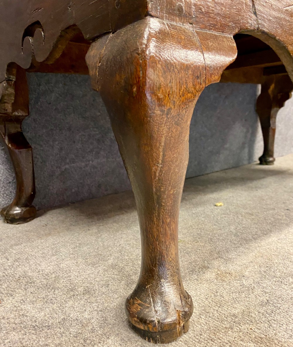 Early 18th.Century Oak Tall Boy Chest on Chest View V