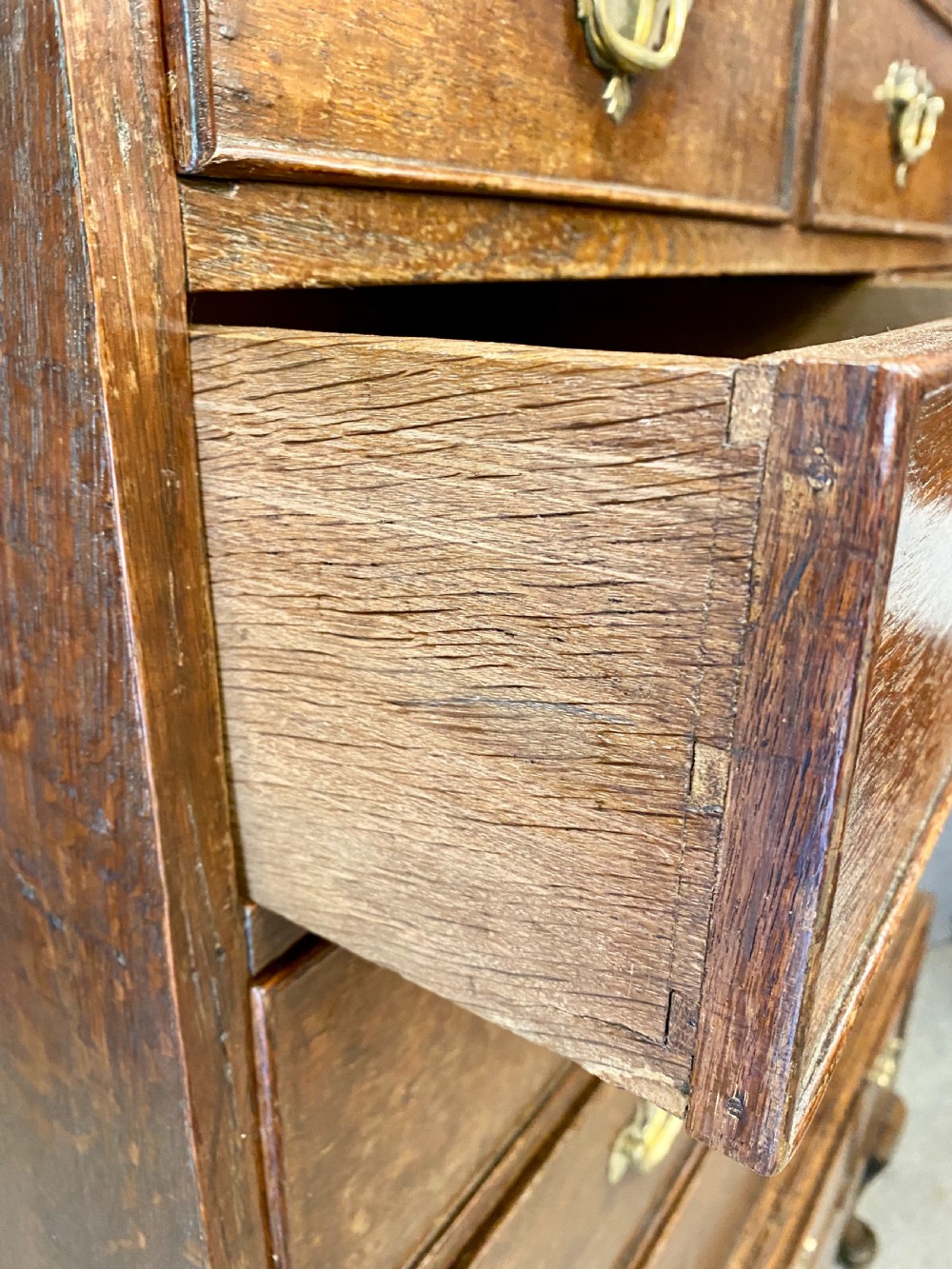 Early 18th.Century Oak Tall Boy Chest on Chest View IX