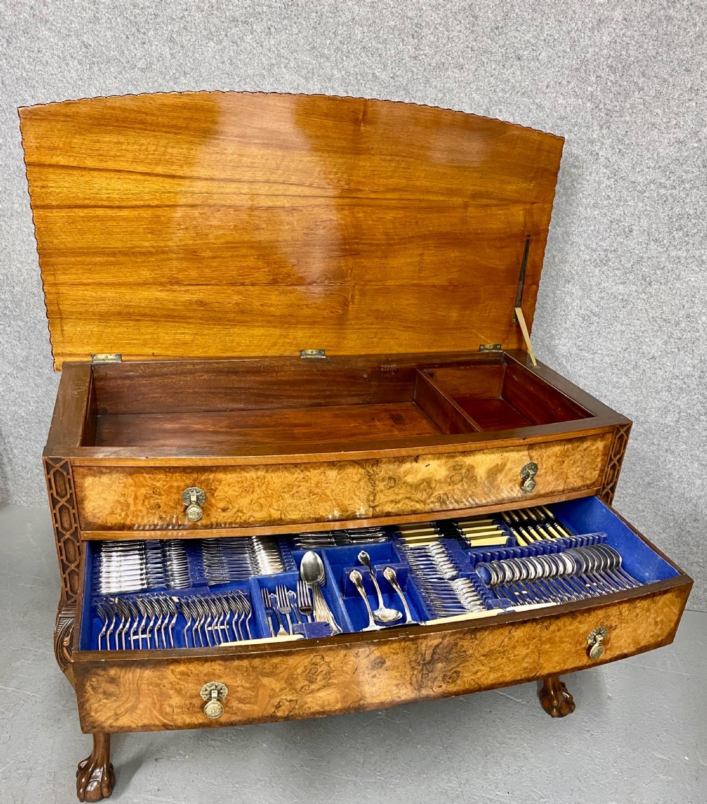 Mappin & Webb Canteen of Cutlery Serving Table
