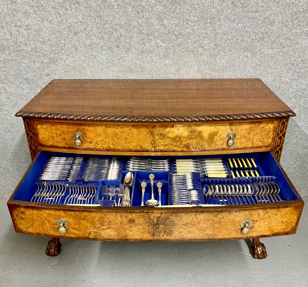 Mappin & Webb Canteen of Cutlery Serving Table View VI