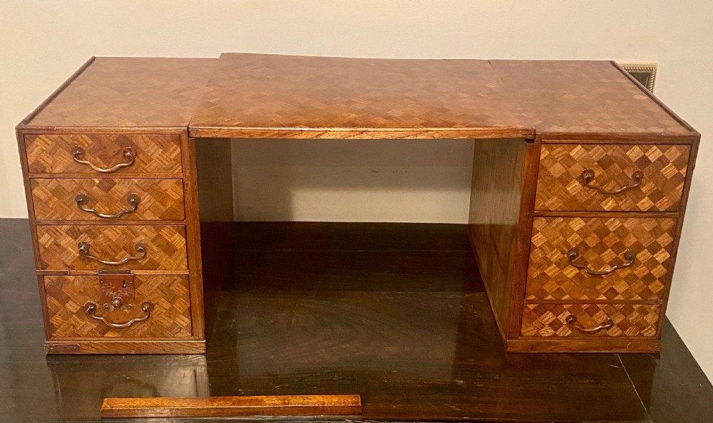 Japanese Meiji Scholars Box View IX