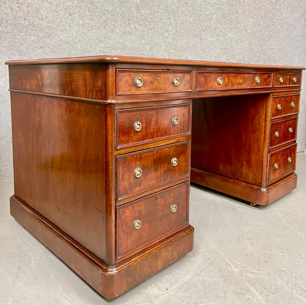 Good Antique Mahogany 18 Drawer Partners Pedestal Desk
