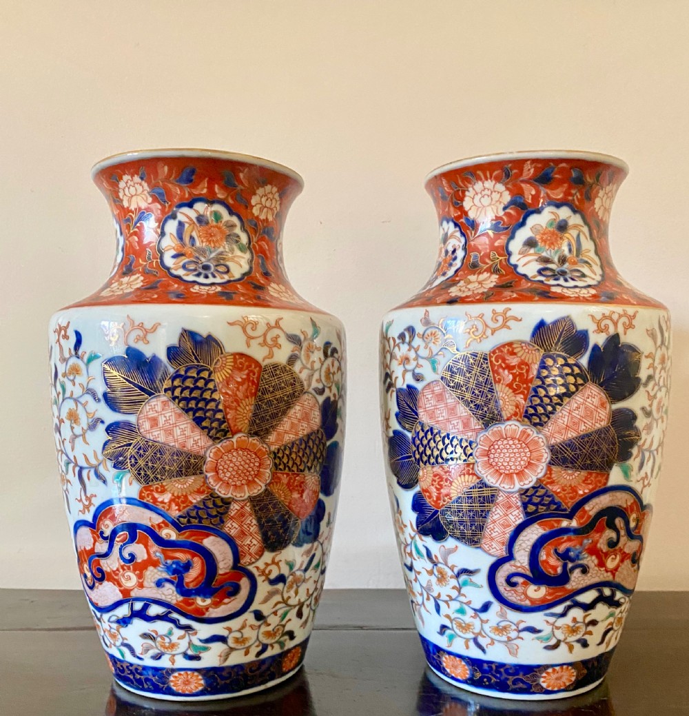 Pair of Good Quality Fukugawa Imari Vases View II