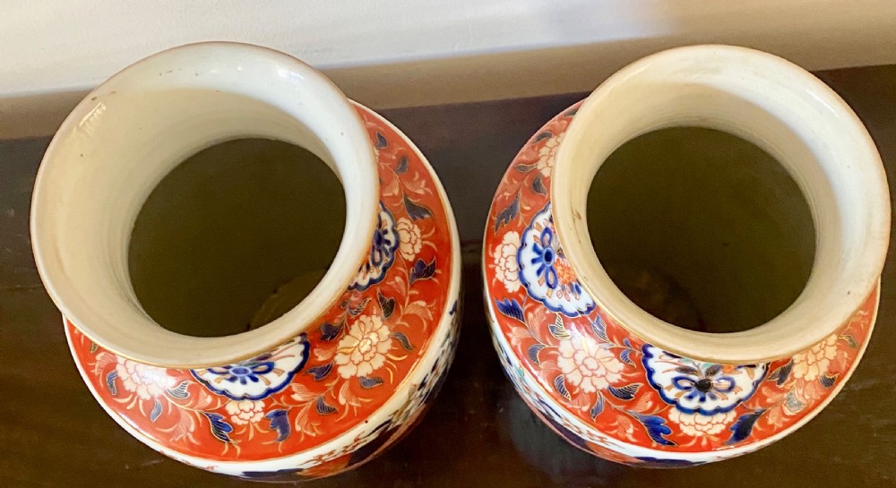 Pair of Good Quality Fukugawa Imari Vases View V