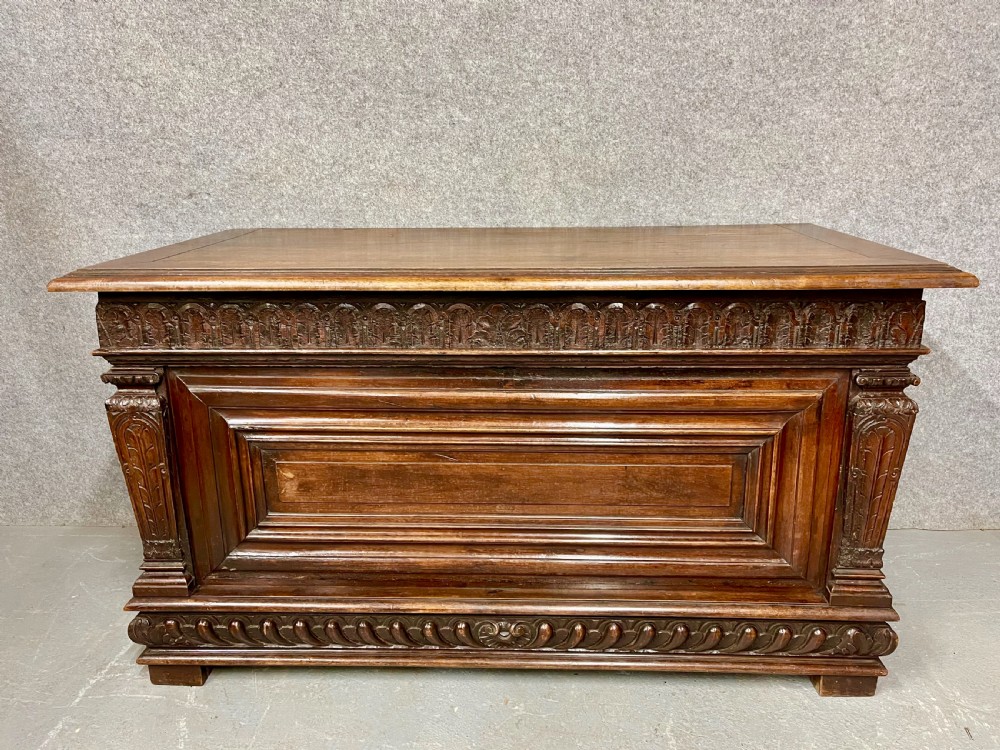 French Henry IV Coffer C1600 View III