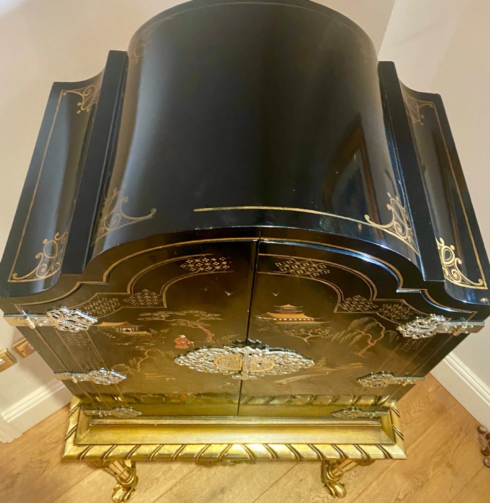 Stunning Chinoiserie Cabinet on Stand View X