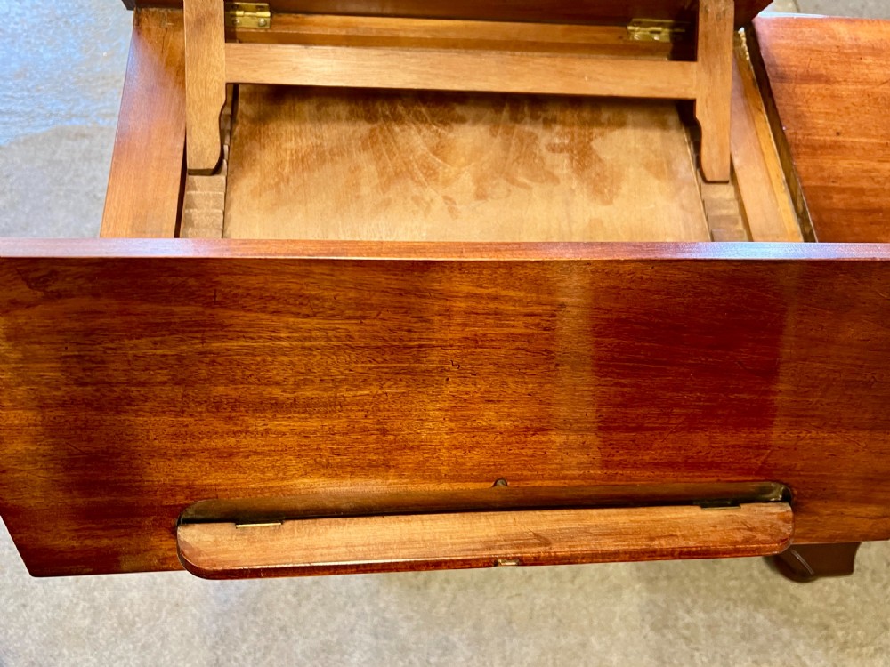 Good Quality William IV Adjustable Reading / Library Table View X