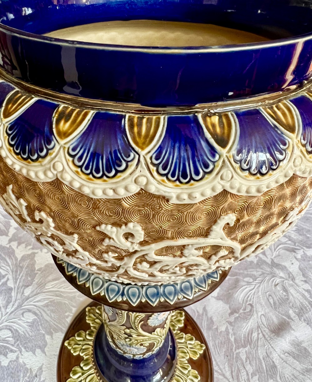 19'' Royal Doulton Jardiniere on Stand View VIII