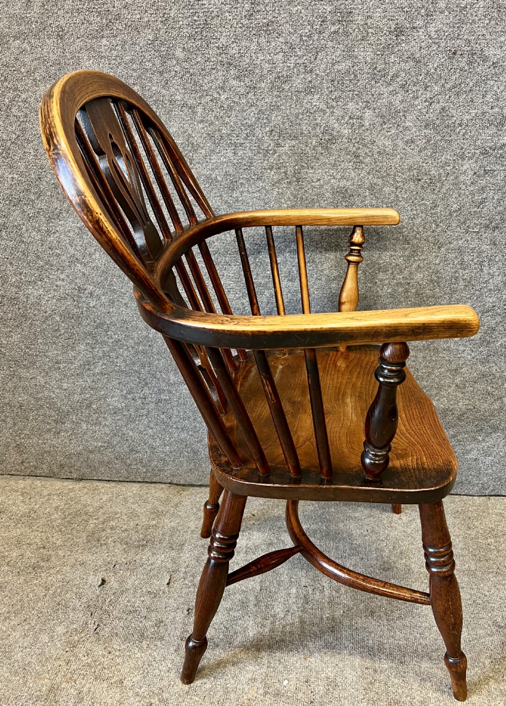 Antique 19th.Century Hoop Back low Windsor Chair View IV