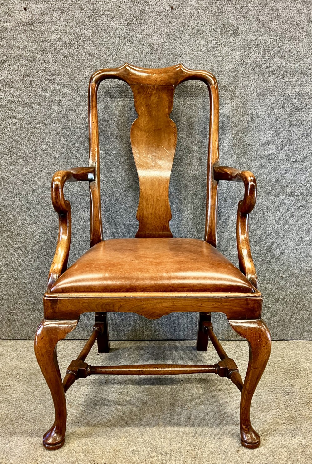 Queen Anne Style Walnut Desk Chair