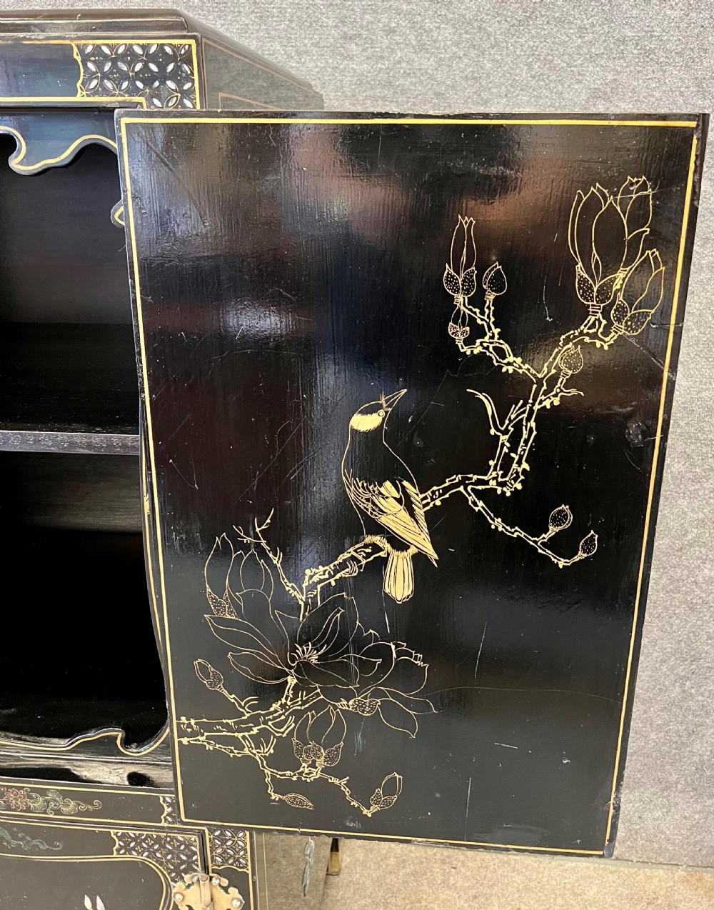 Chinoiserie Lacquered and Soapstone inlaid Cocktail Cabinet View V