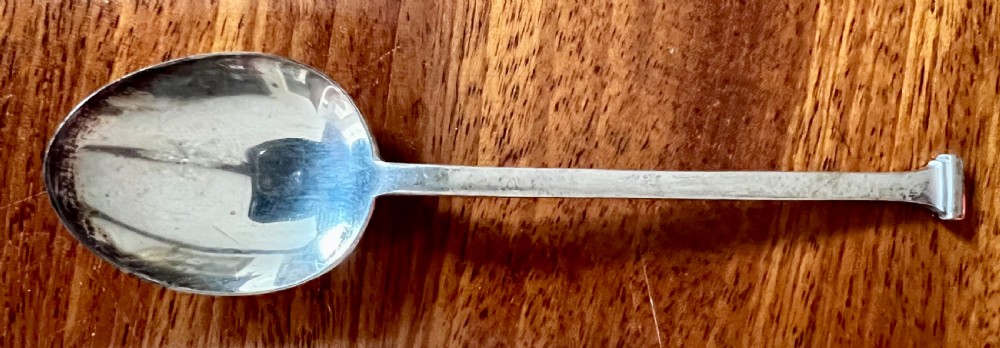 Art Deco Cased Set of 12 Silver Tea Spoons View V