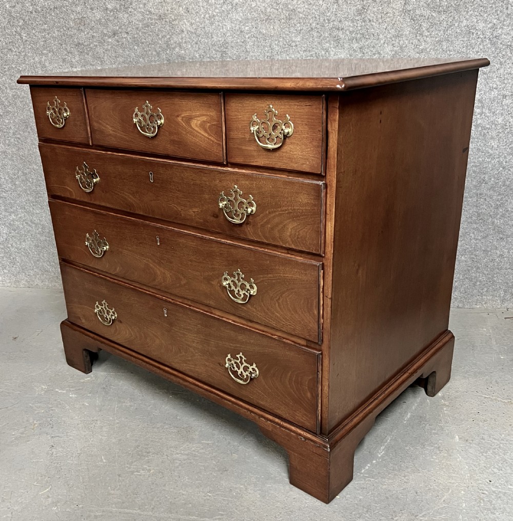 Good Georgian Mahogany Chest of Drawers View III