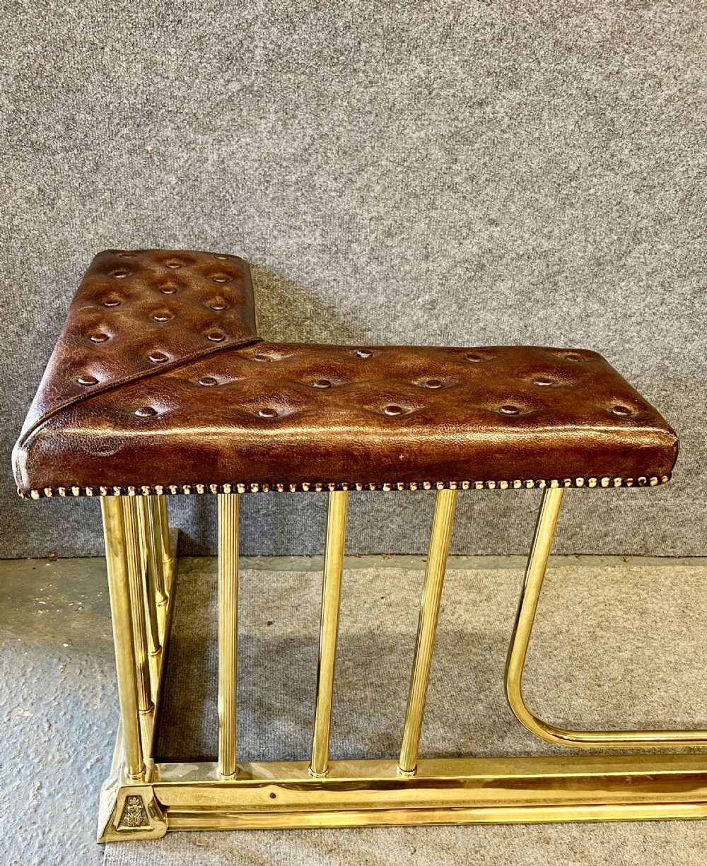 Large Club Fender View III