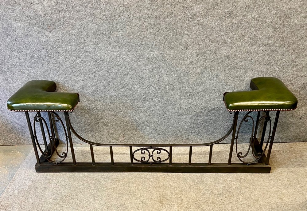 Antique Country House Club Fender