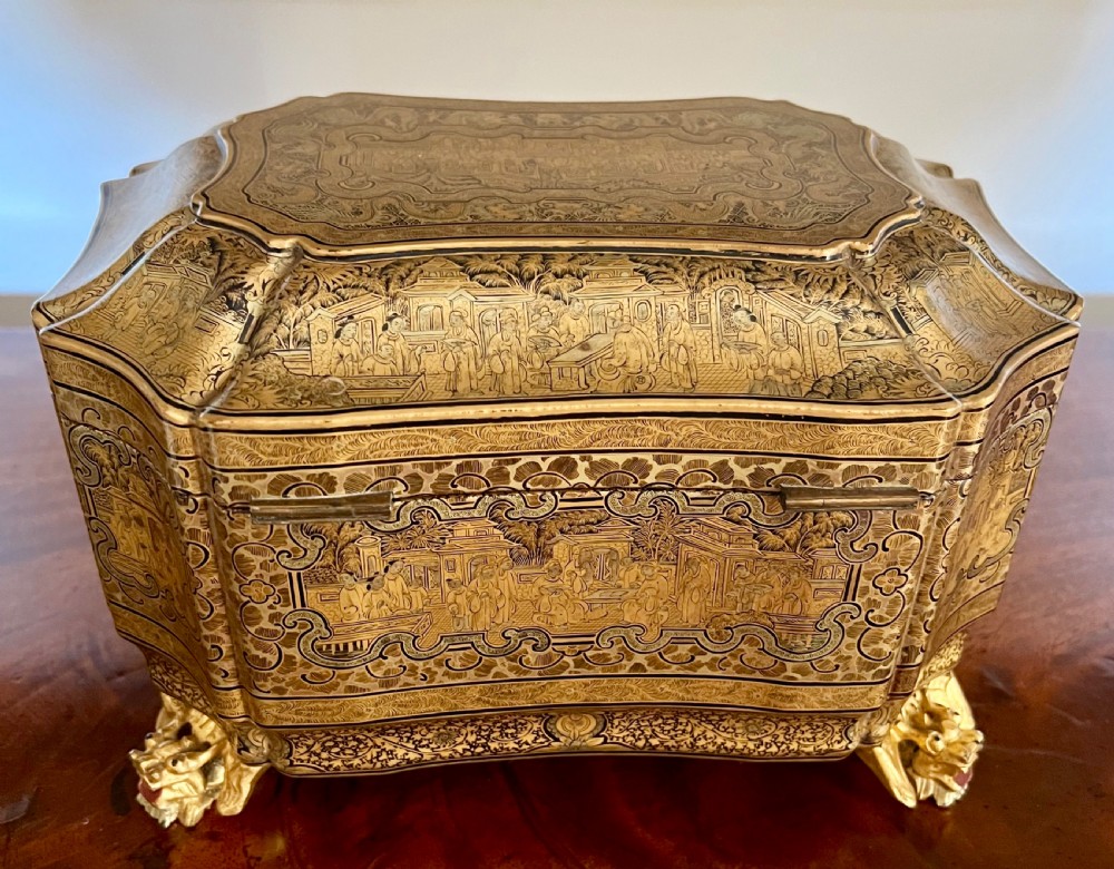 Fine Chinese Export Lacquer Tea Caddy from Lee Ching View VII