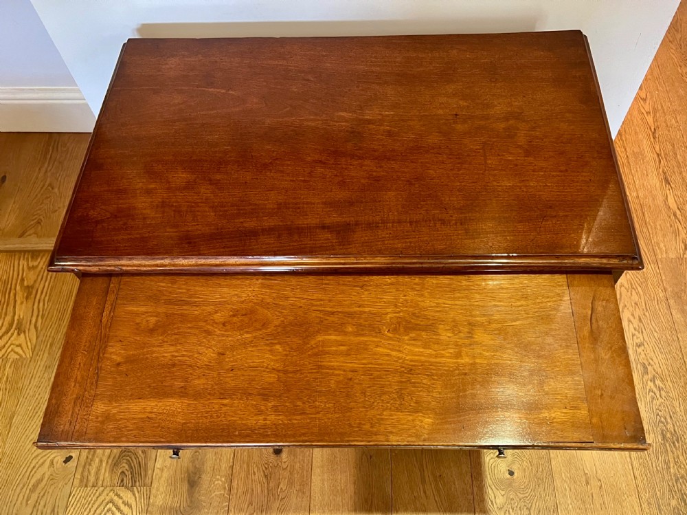 Small 2ft.6'' George II Mahogany Bachelor's  Chest of Drawers View II