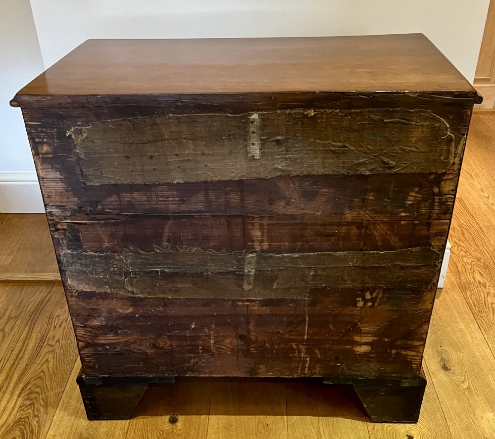 Small 2ft.6'' George II Mahogany Bachelor's  Chest of Drawers View VI