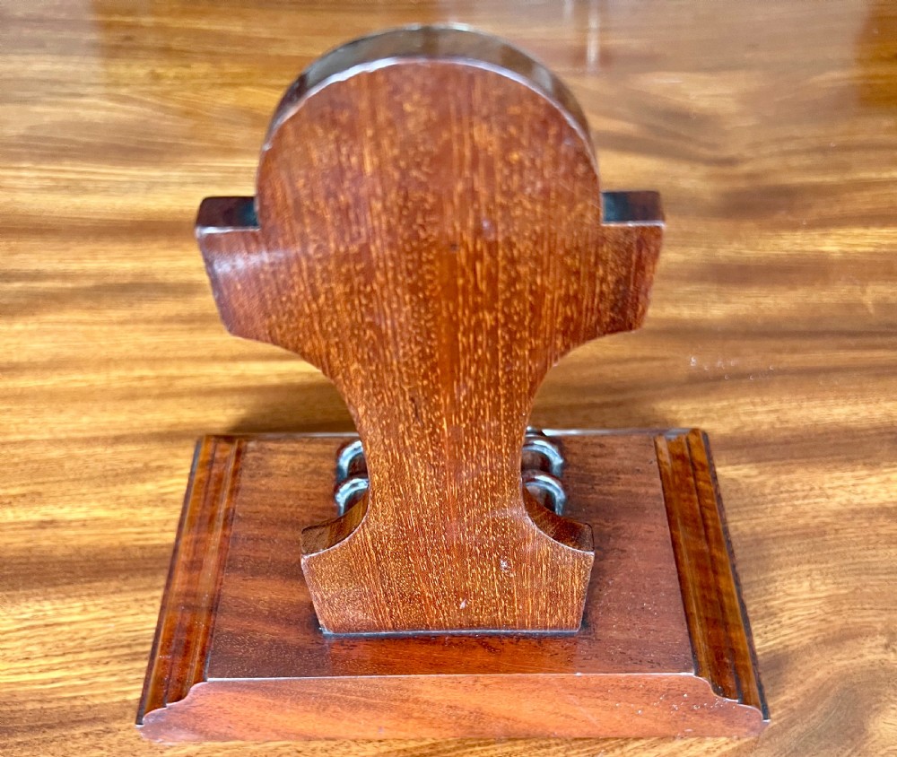 Good Quality 19th.C. Plate Stand View V