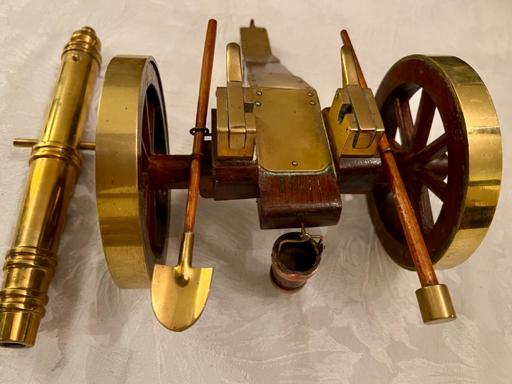 Good Quality Desk Top Field Cannon View II