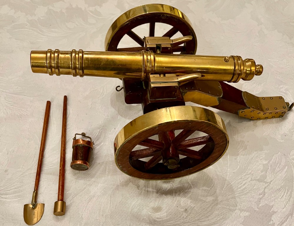 Good Quality Desk Top Field Cannon View V
