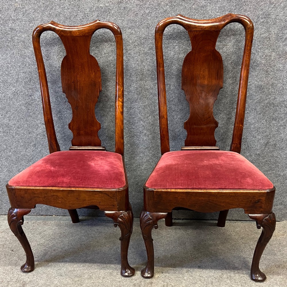 Good Pair of Early 18th.C. Walnut Chairs