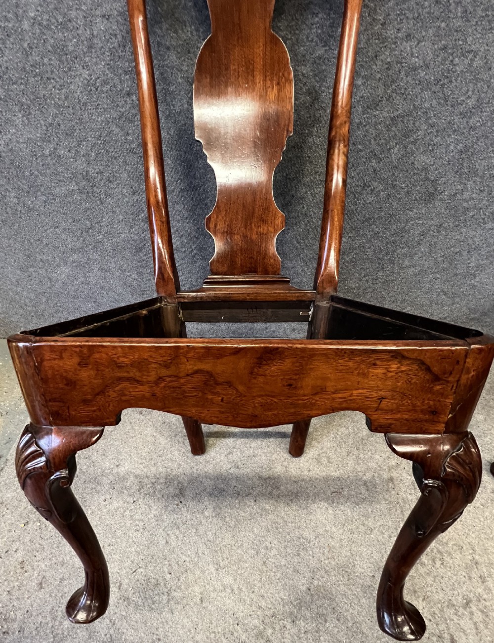 Good Pair of Early 18th.C. Walnut Chairs View X