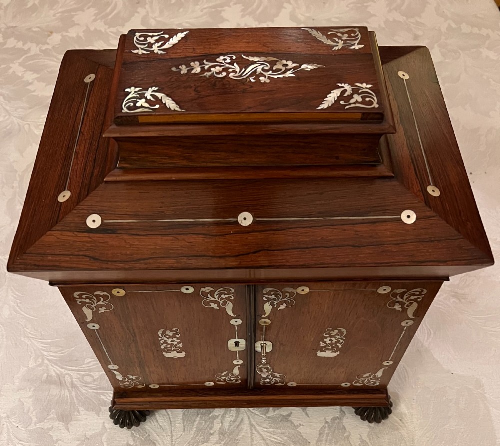 Good Antique Rosewood & mother of Pearl Inlaid Ladies Jewellery Box