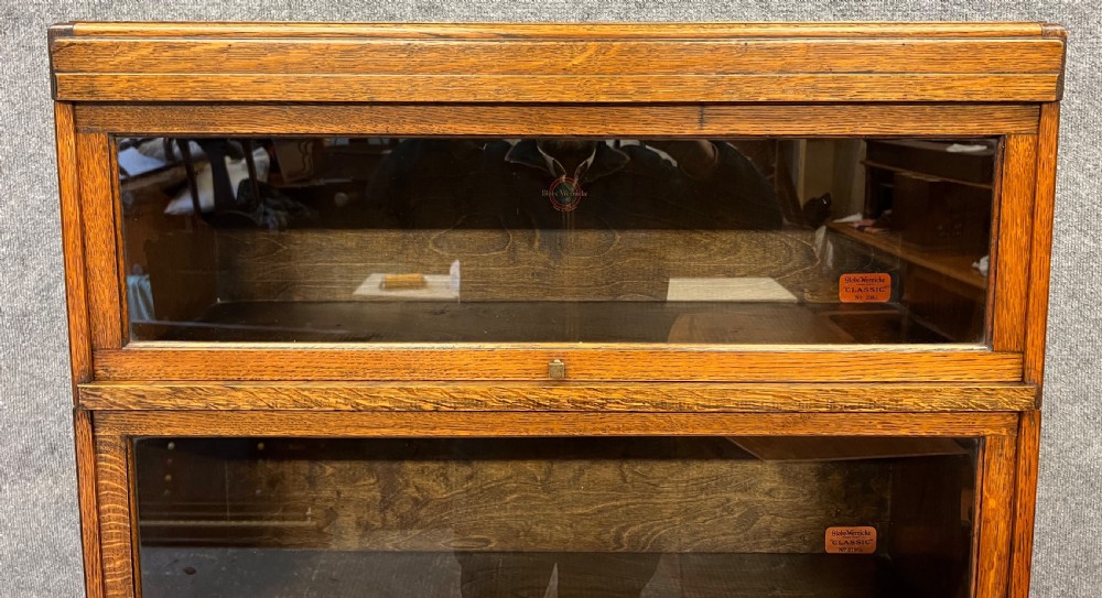 Golden Oak Art Deco Globe Wernicke Bookcase View IX