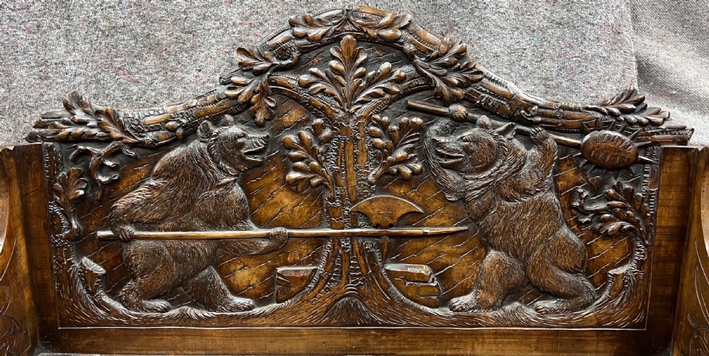 Stunning  Signed H.Spring of Interlaken Black Forest Bear Hall Bench Seat View III