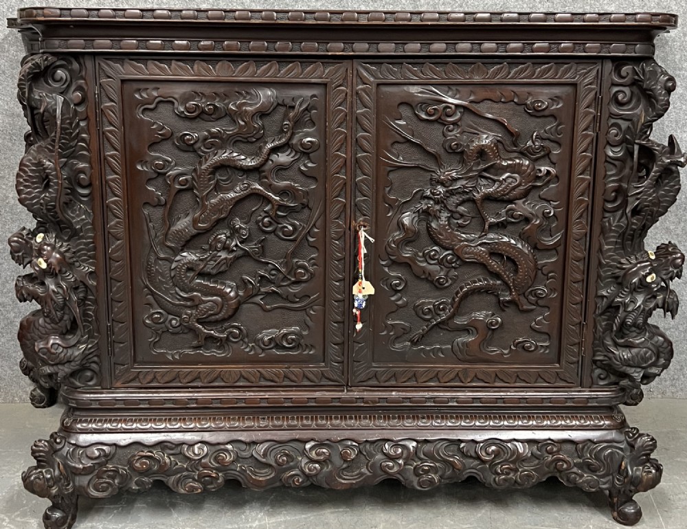 Chinese Dragon Carved and Lacquered Side Cabinet / Sideboard View VIII