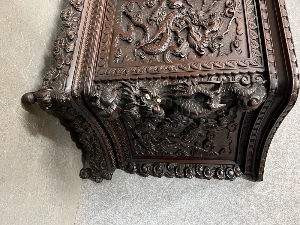 Chinese Dragon Carved and Lacquered Side Cabinet / Sideboard View IX