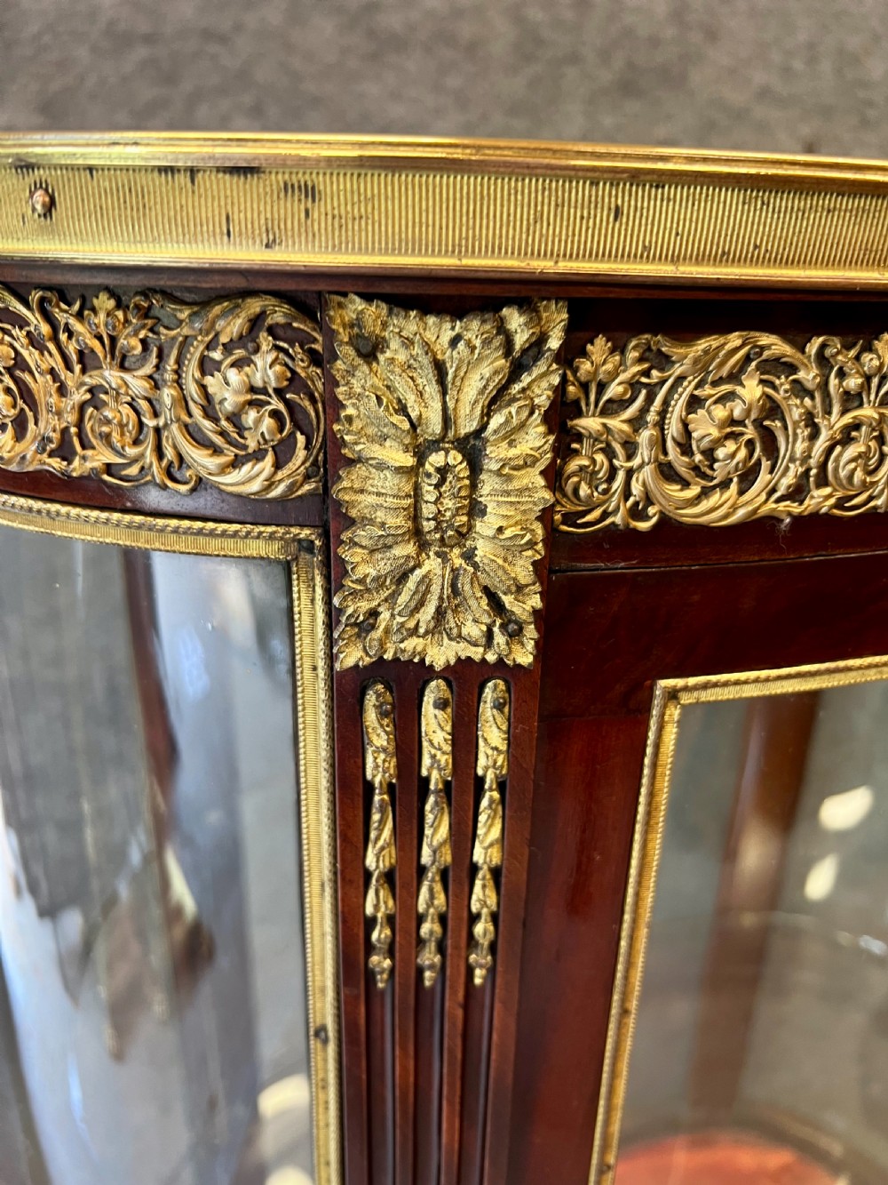 Super Quality Antique French Display Cabinet Vitrine View V