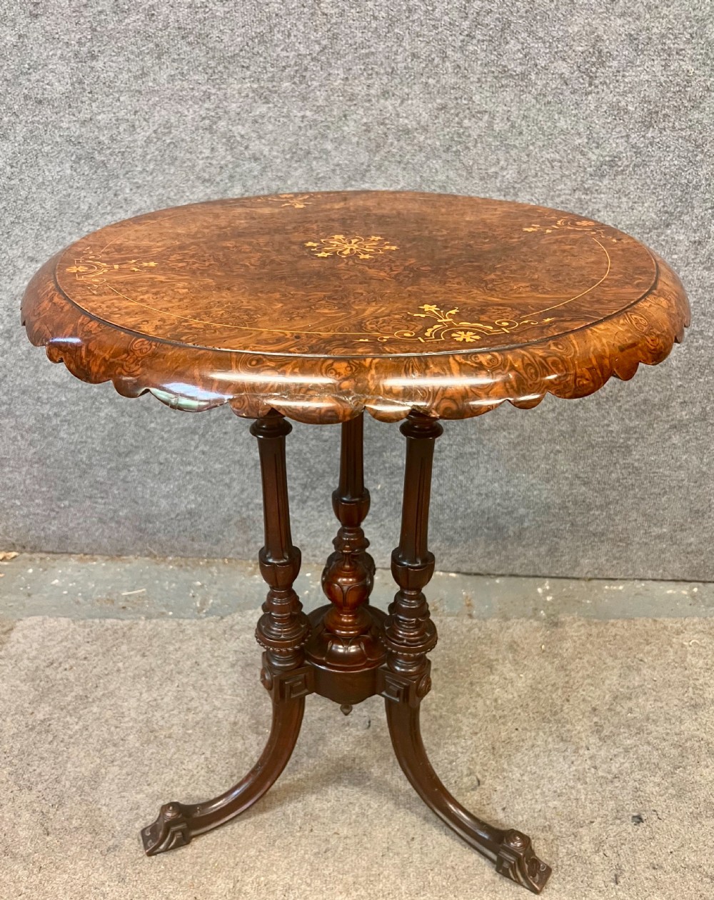 Exhibition Quality  Robert Stahan & Son Irish Burr Walnut Occasional Table View VIII