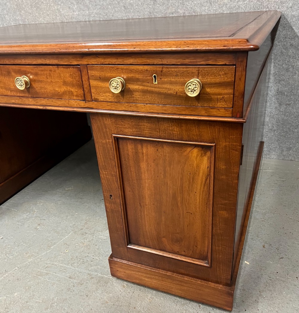 Good Quality 19th.Century Mahogany Partners Desk View IX