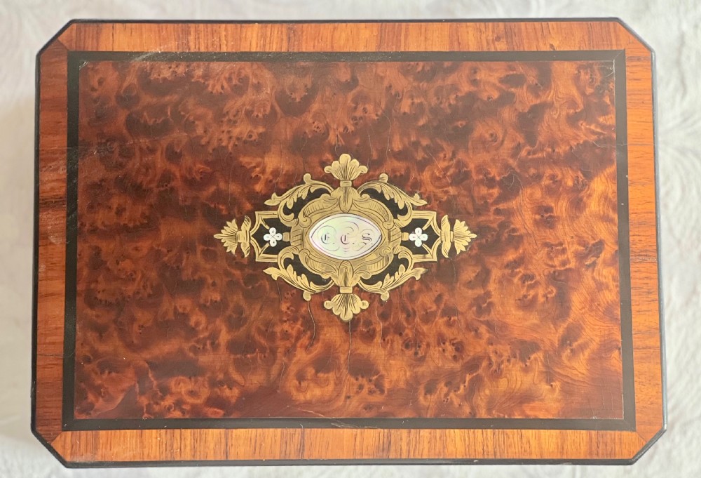 Fine Antique Palais Royal Sewing, Jewellery Etui Box View III