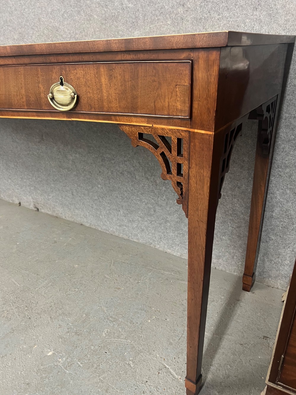 George III Mahogany Serpentine Shaped Serving Table View VIII