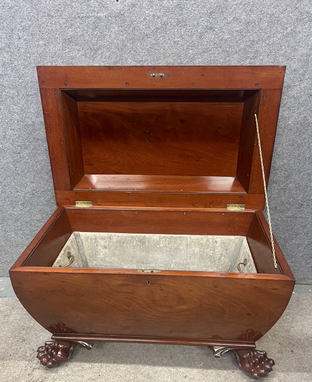 Large Willian IV Mahogany Wine Cooler by Robert Robson of Newcastle View V