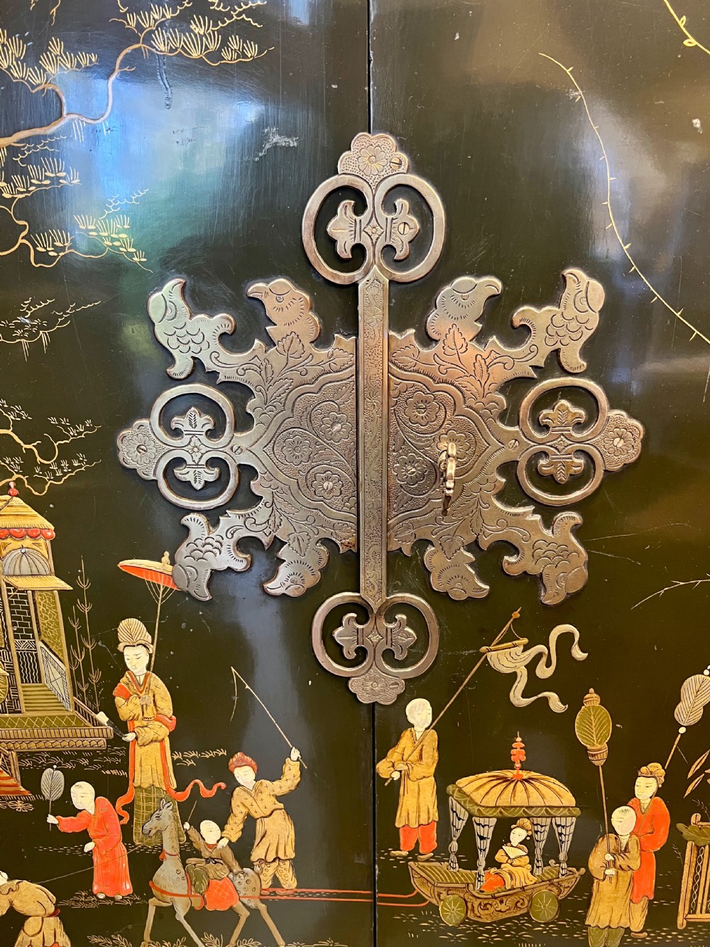 Stunning Chinoiserie Cabinet on Stand View XI
