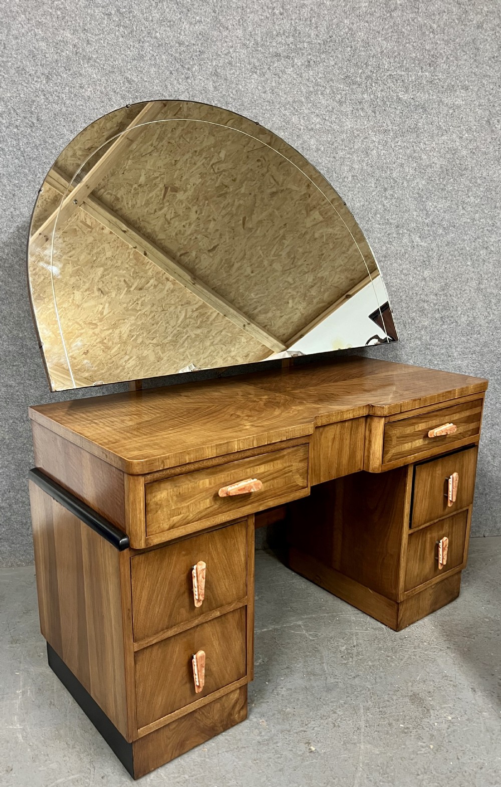 Stylish Art Deco Walnut Dressing Table